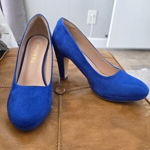 Blue Suede Women's Pumps